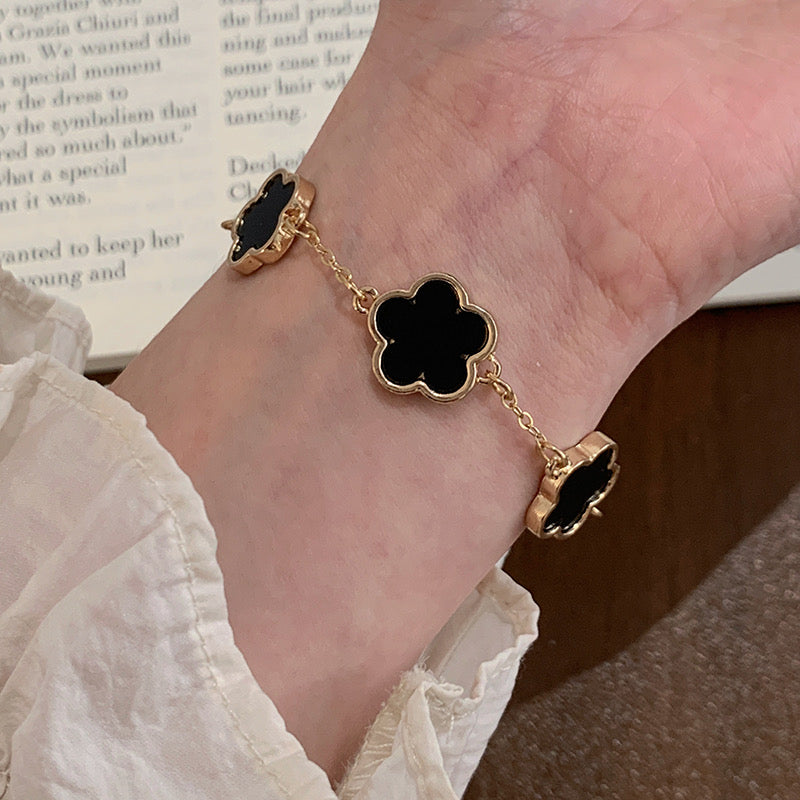 Multi-Color Five-Leaf Clover Bracelet Set – Gold-Plated Flower Alloy Design for Daily Wear & Gifting