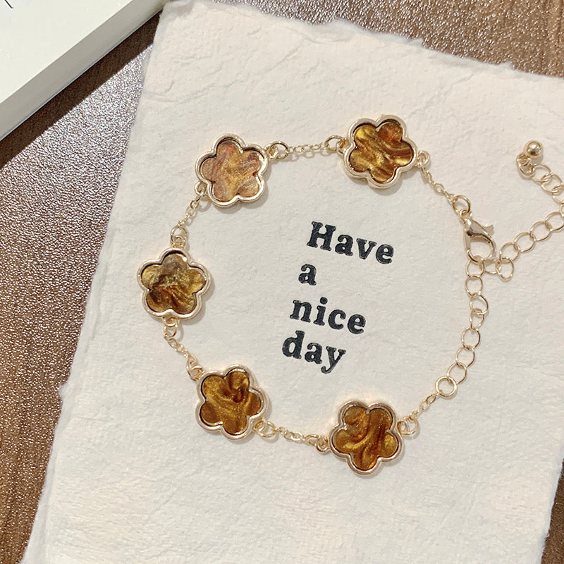 Multi-Color Five-Leaf Clover Bracelet Set – Gold-Plated Flower Alloy Design for Daily Wear & Gifting