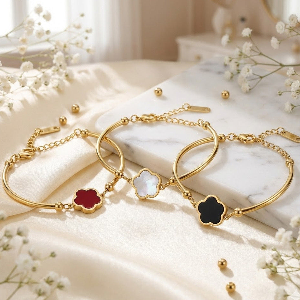 Unisex Four-Leaf Clover Bracelet – 18K Gold-Plated Titanium Steel